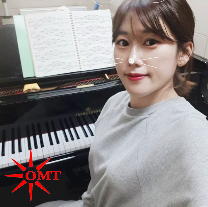 Gia sư Piano Ms. Lê Hoàng Anh