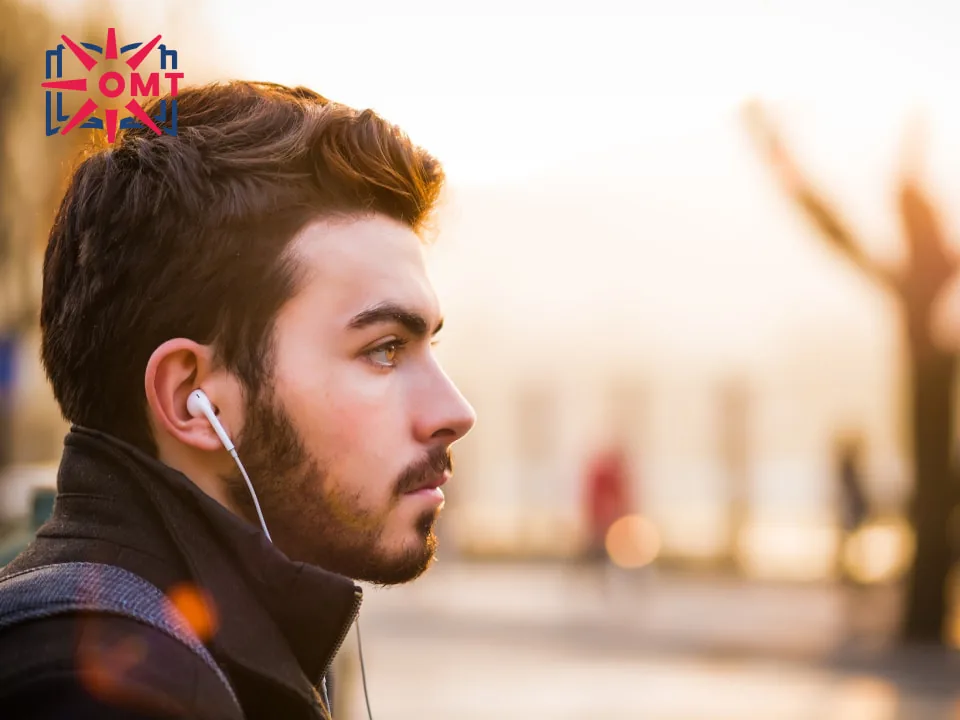 thuong-xuyen-luyen-tap-de-cai-thien-ky-nang-listening-hoc-ielts-listening
